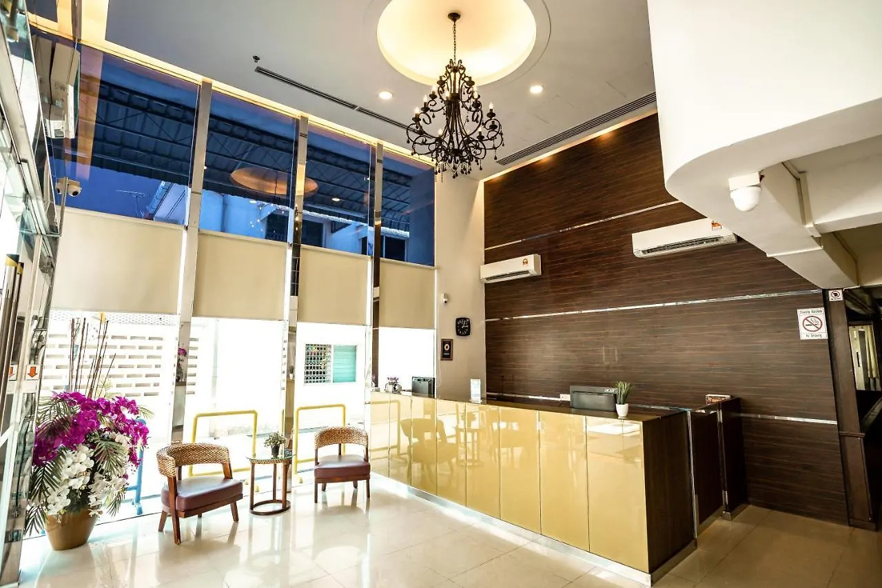 Pp Hotel By Moxy George Town