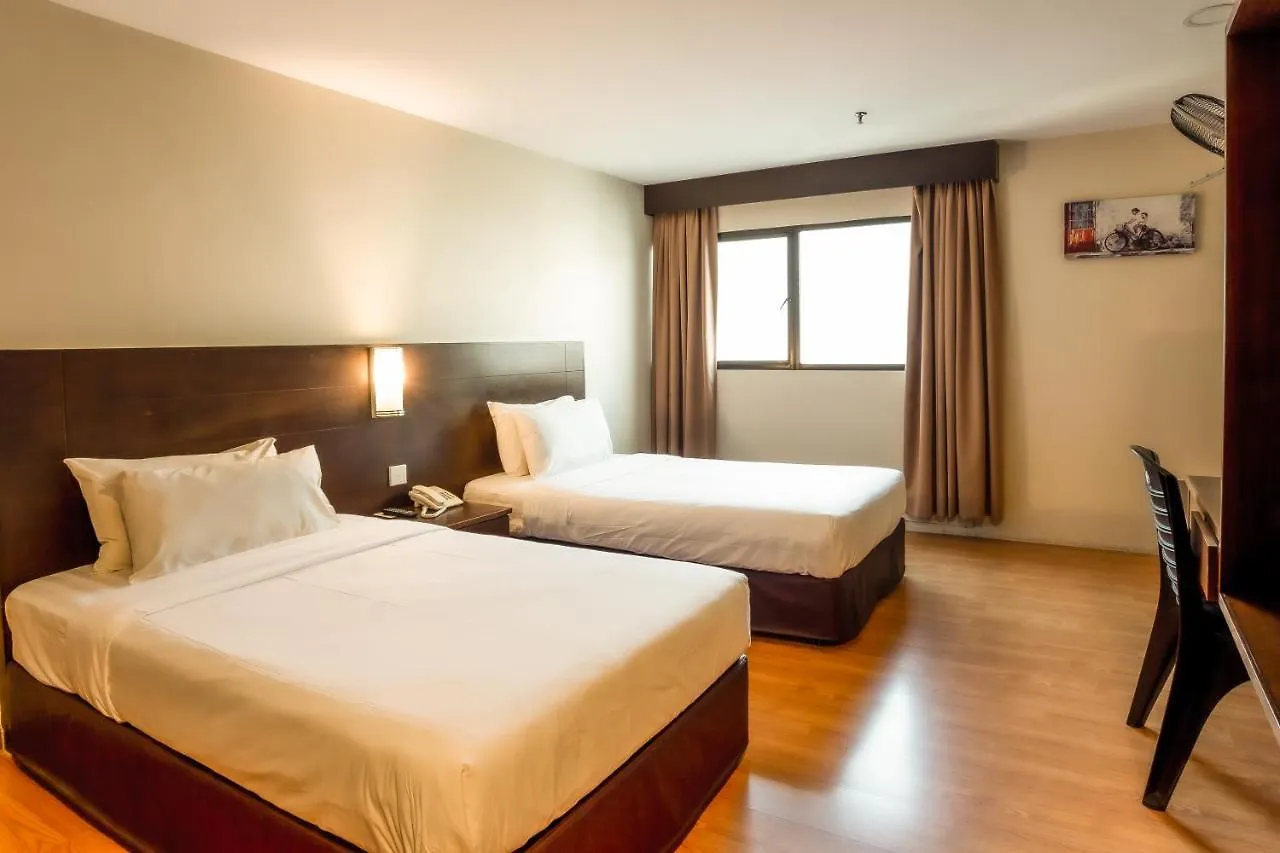Pp Hotel By Moxy George Town