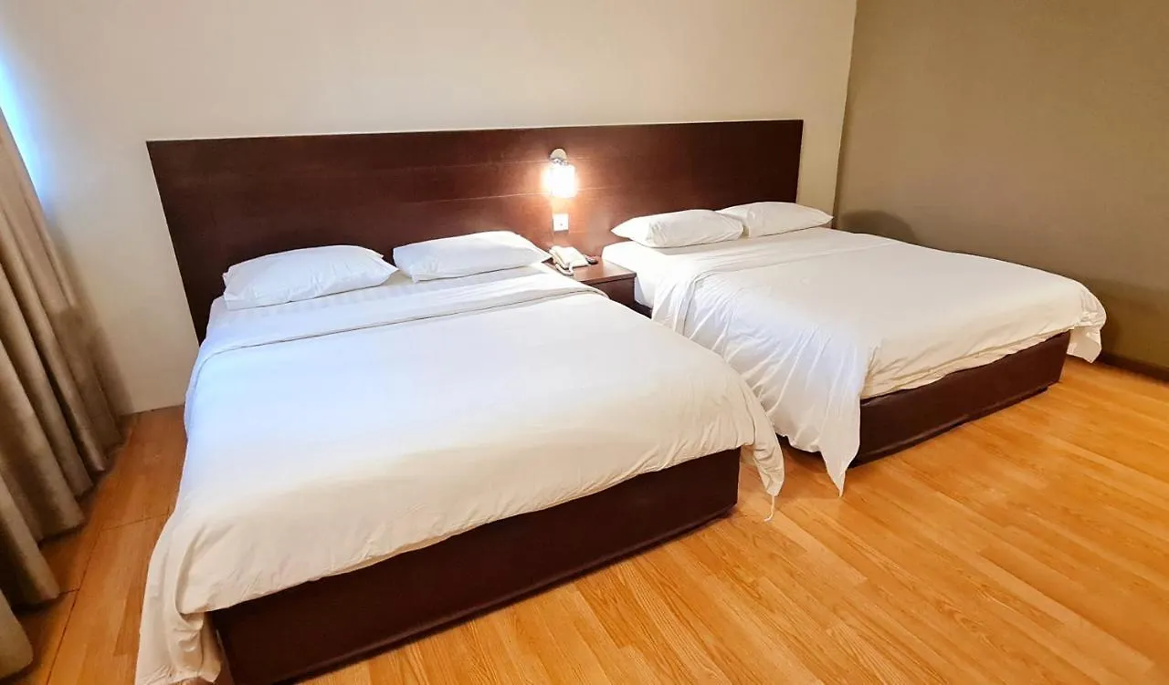 Pp Hotel By Moxy George Town