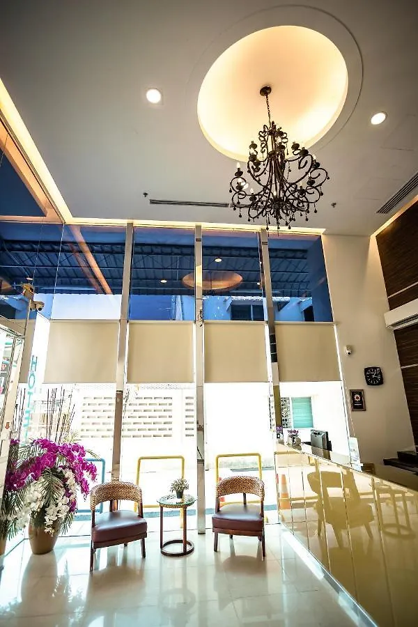 Pp Hotel By Moxy George Town