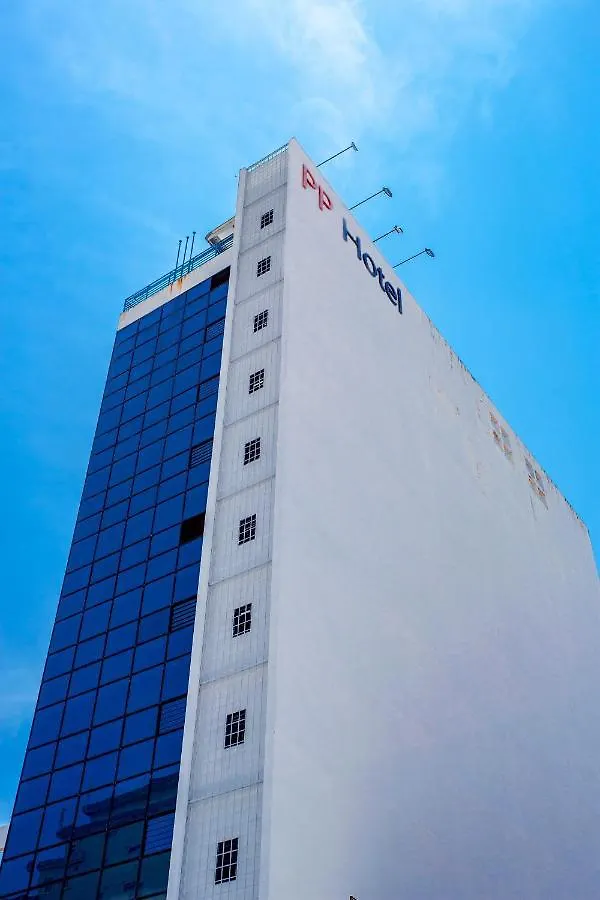 Pp Hotel By Moxy George Town